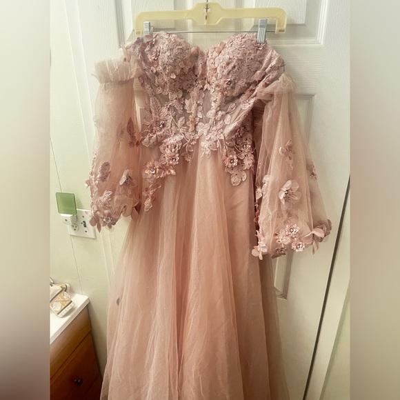 LaDivine By Cinderella Divine Dusty Pink Prom Dress (Size 6) - Picture 10 of 11